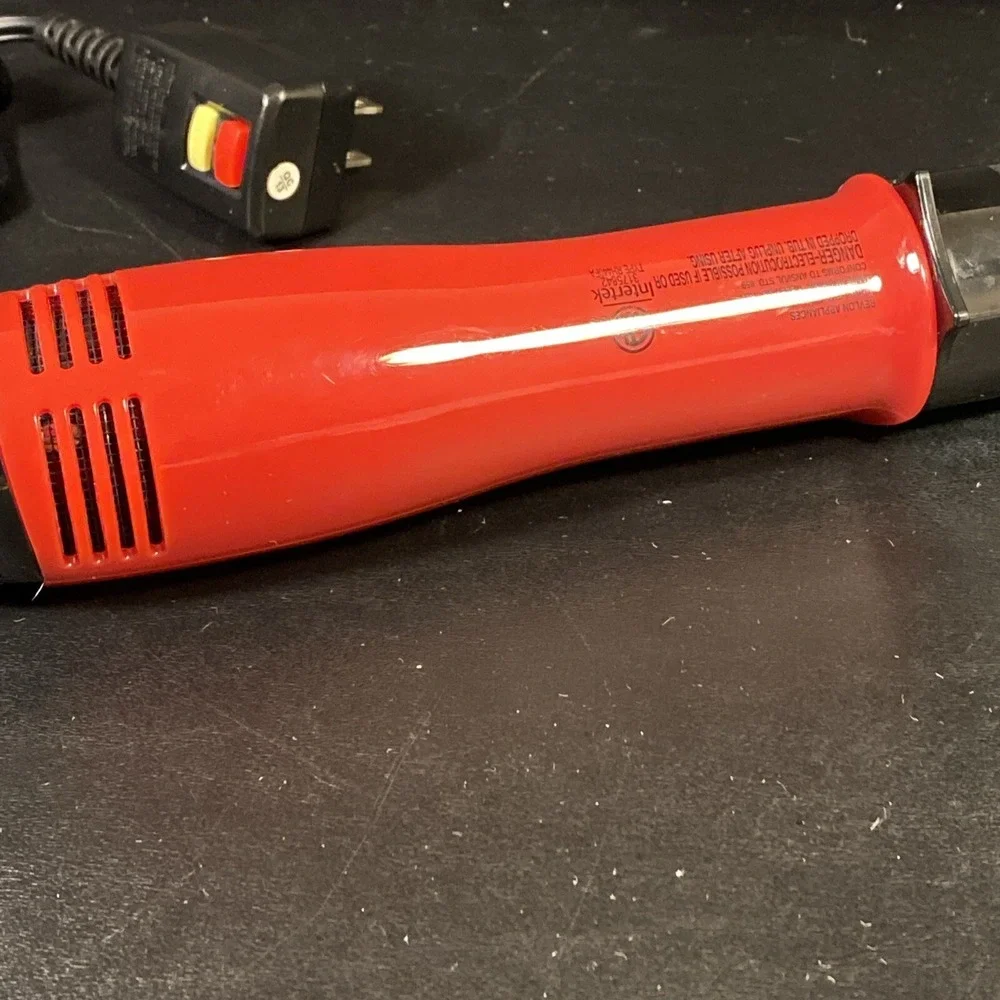 Revlon Hot Air Brush RV440RED Kit for Styling Hairstyling Bristles